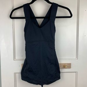 Lululemon push your limits top black size 4